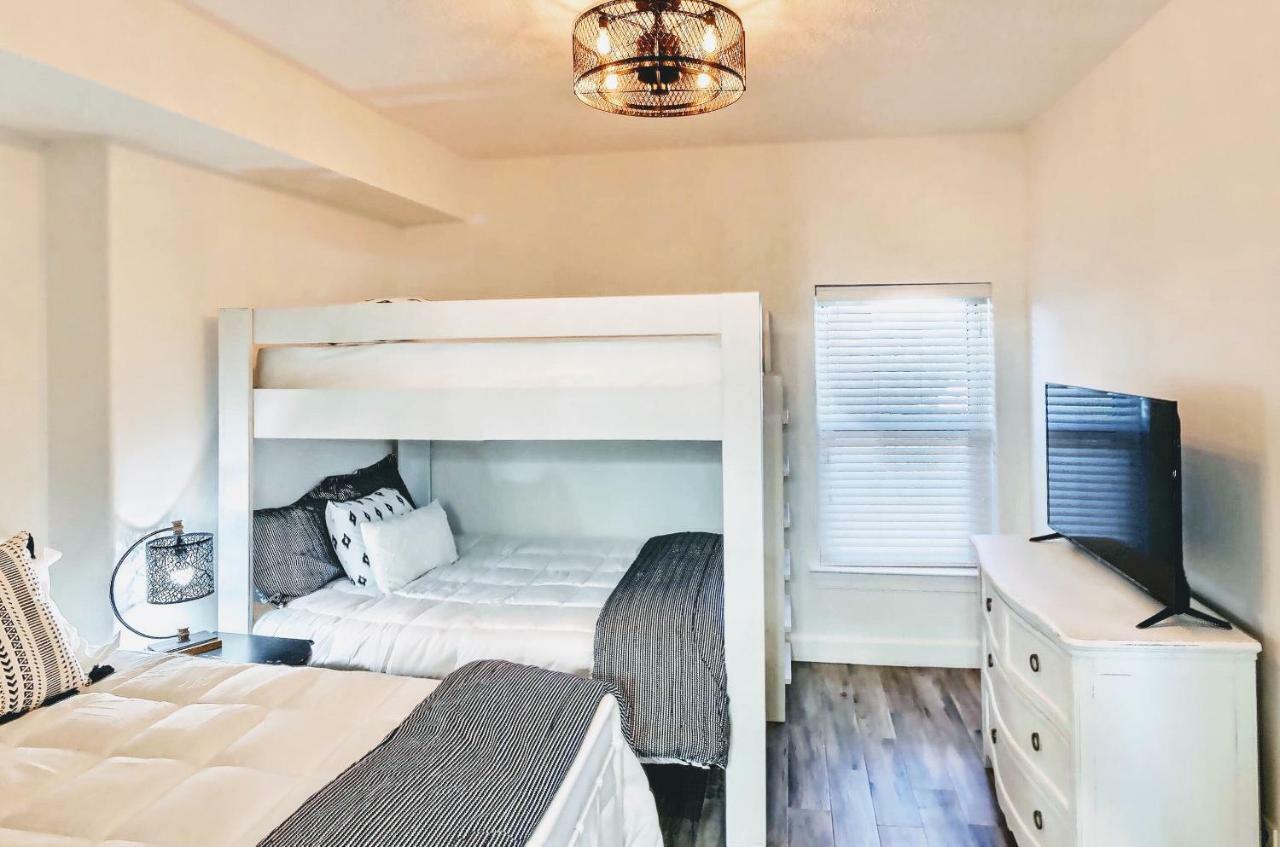Barefoot Bliss - Beachfront Condo - Sleeps 12 بنما سيتي بيتش المظهر الخارجي الصورة